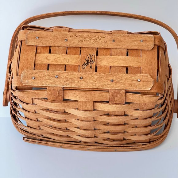Longaberger Vintage Signed Limited Edition Basket, Rustic Farmhouse- 1990 - Picture 11 of 16